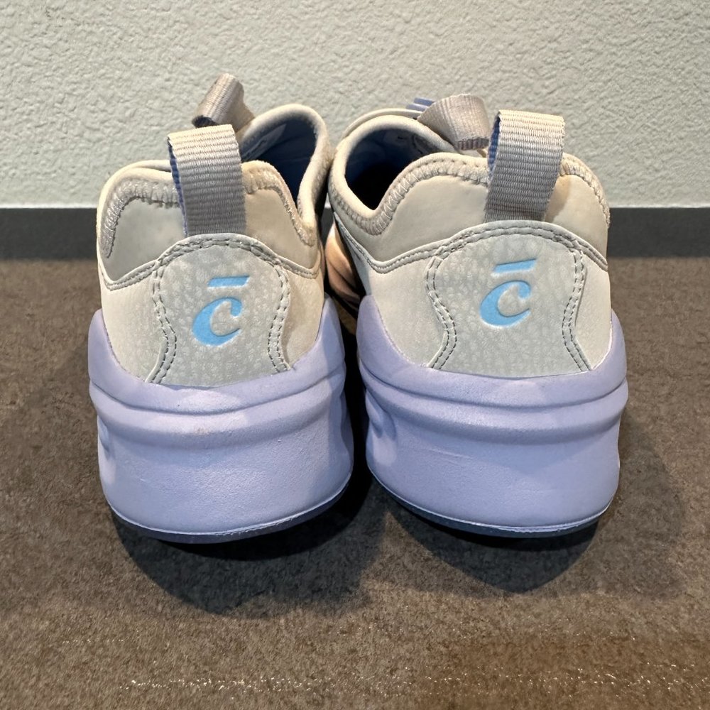 NWOB Clove Shoes Nonslip, Water Resitant. Perfect for Nurses or kids! - Picture 7 of 9
